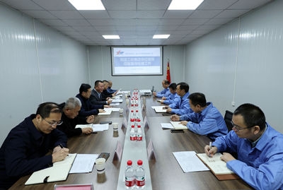 ����ΰһ�е����޶����Ŷ����鳭