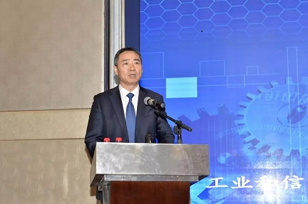 �й���ɫ������ͬ�˳���