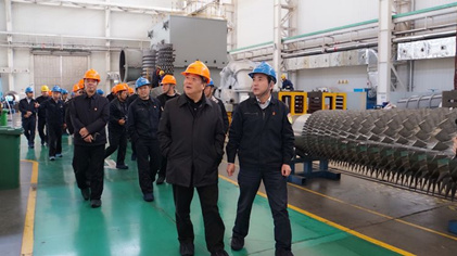 ���Ÿ������һ�е��¹ļ��ŵ���