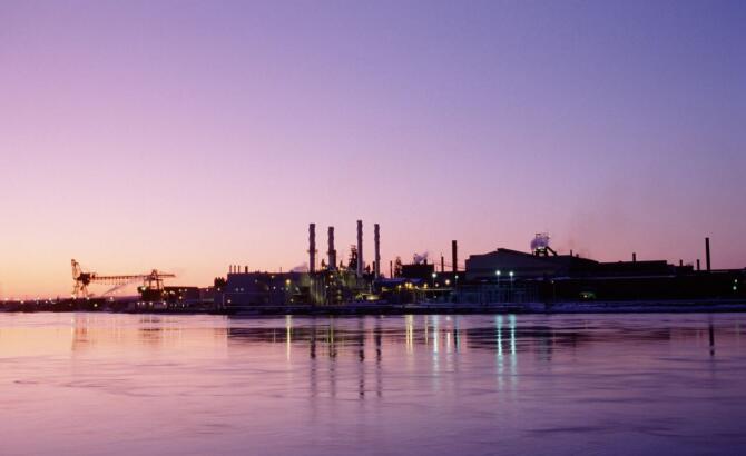 ��Σ����Ѱ�������й���ҵӭ�Ѷ��ϡ����й���ҵ�������о��Ʒ���ϵ��������̳�ɹ�����